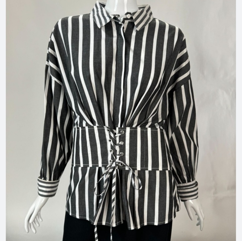 Free Generation Black & White Striped Button-Up Shirt with Lace-Up Waist